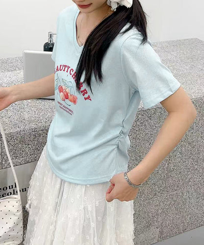 VネックチェリーTシャツ