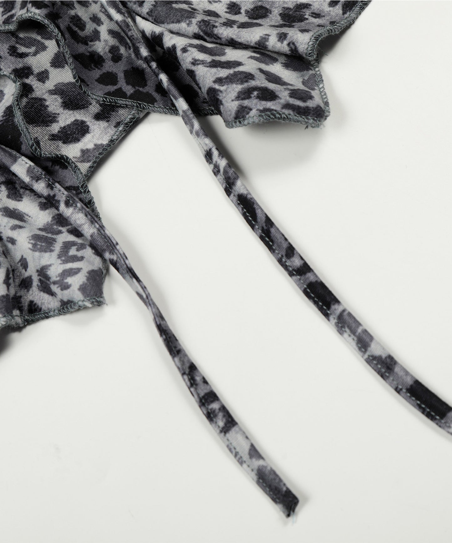 HOOK for girls　レオパード柄シアートップス