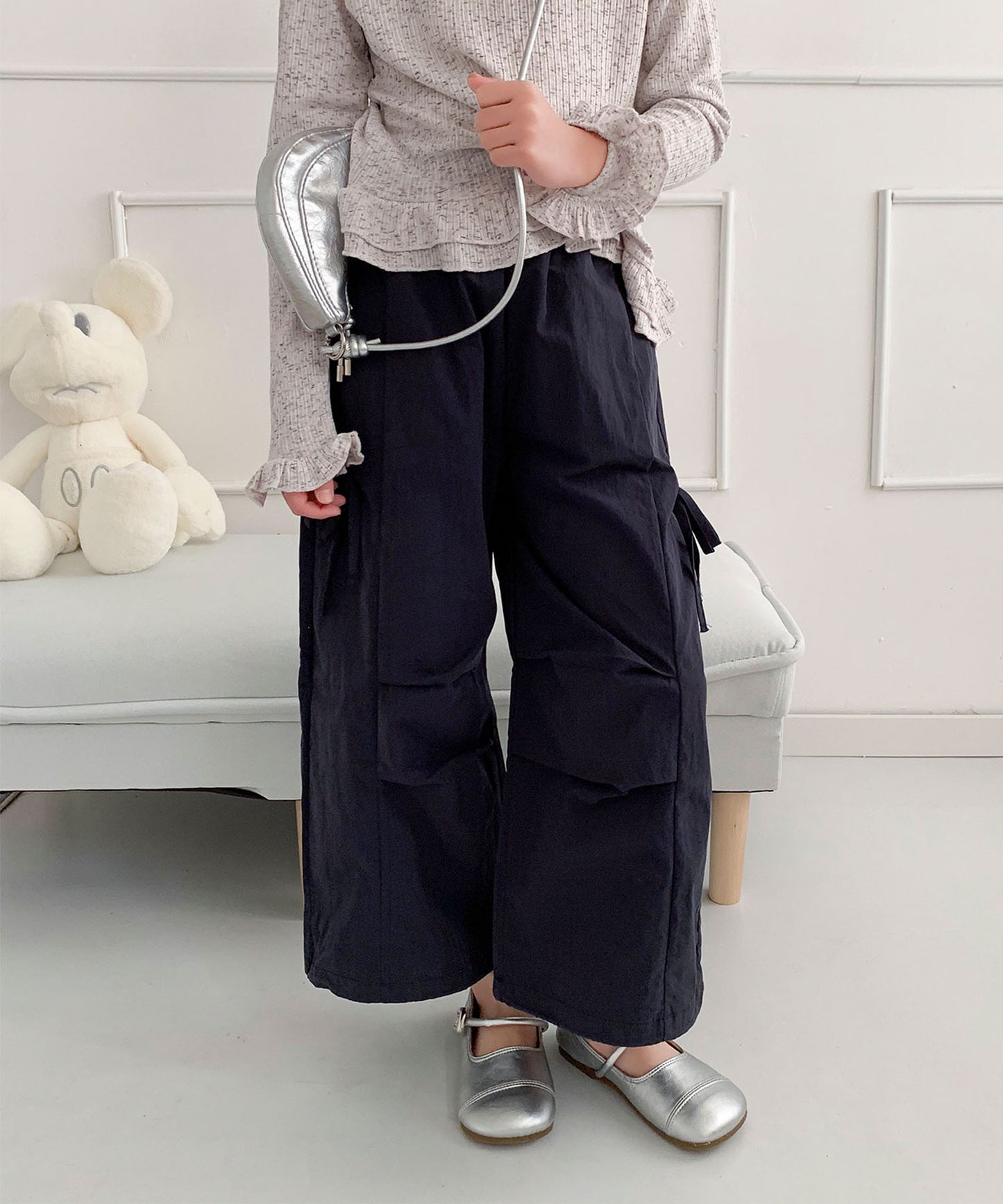 【aimoha-KIDS-】キッズ　サイドリボンティアードワイドパンツ