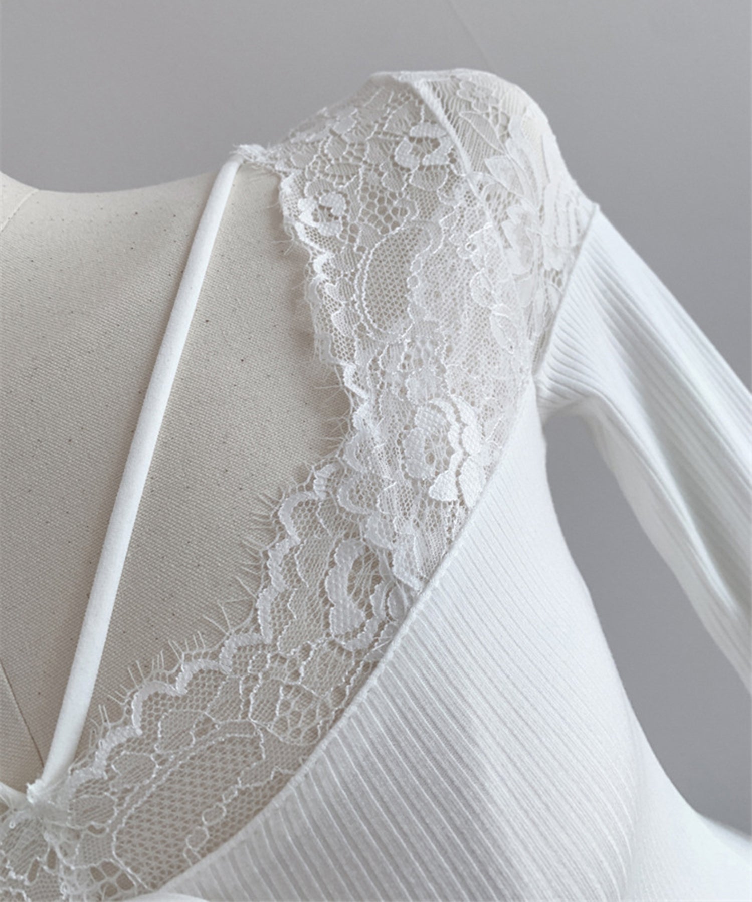 【Jasmine】レースドッキングスリムTシャツ