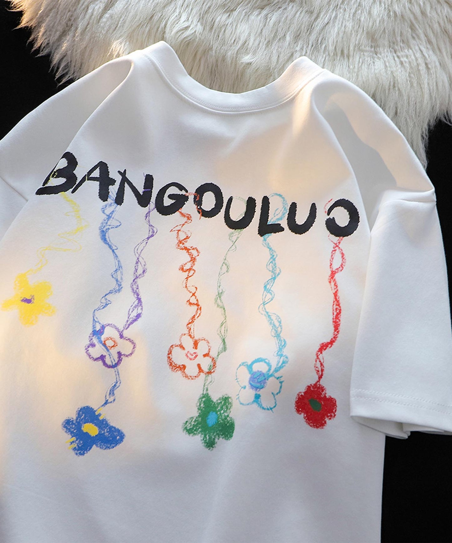 カラフルフラワーチャームTシャツ