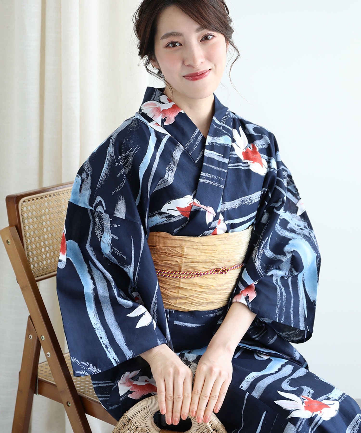 花模様コットン浴衣4点セット ゆかた・へこ帯・下駄・髪飾り