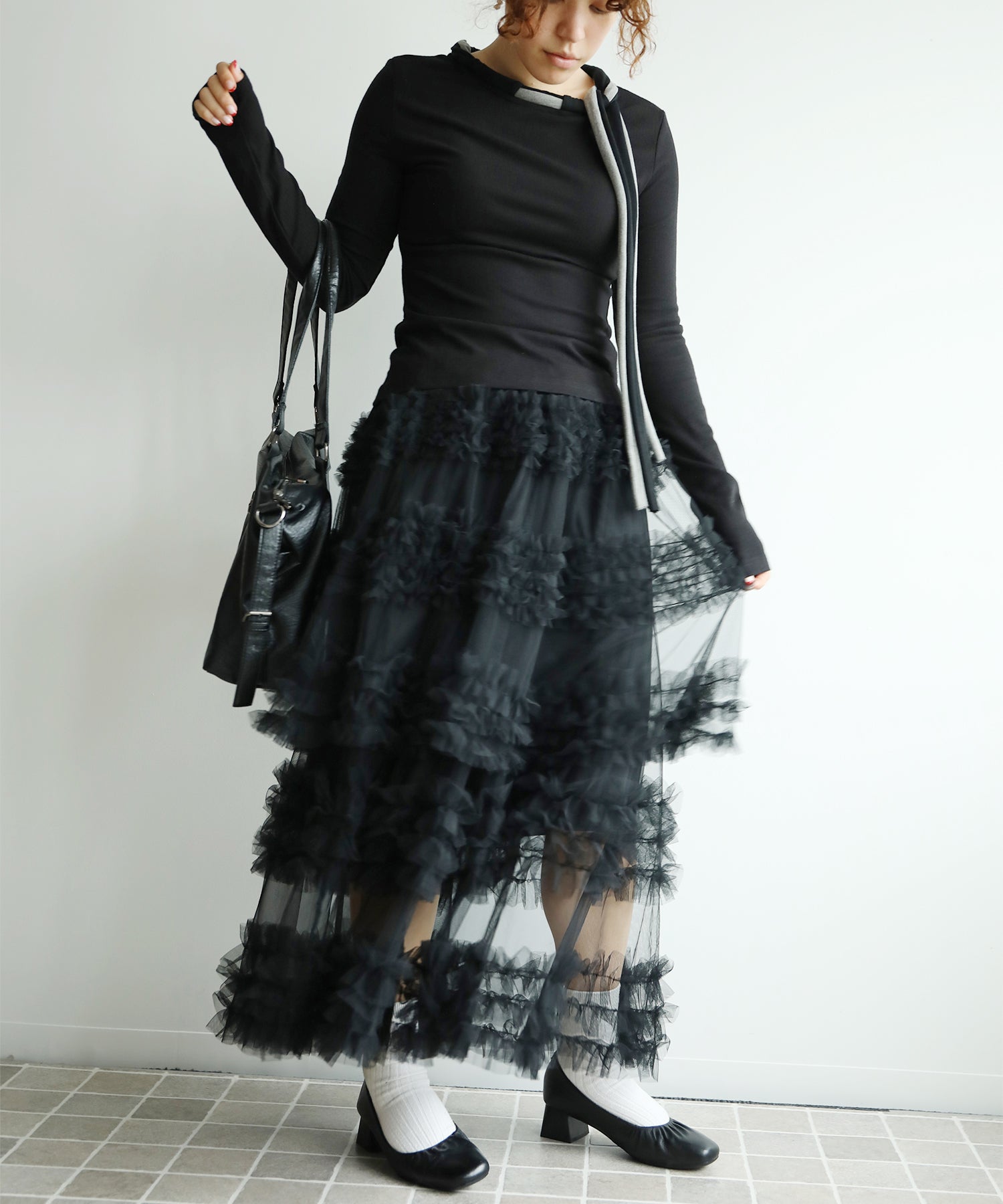 フリルティアードチュールスカート