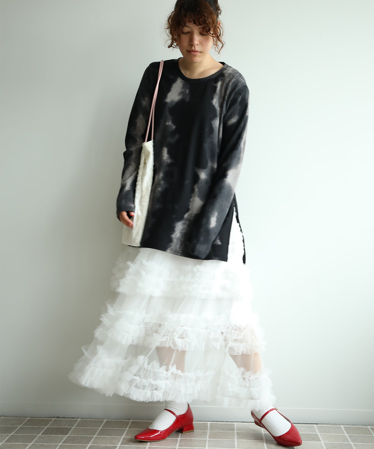 フリルティアードチュールスカート