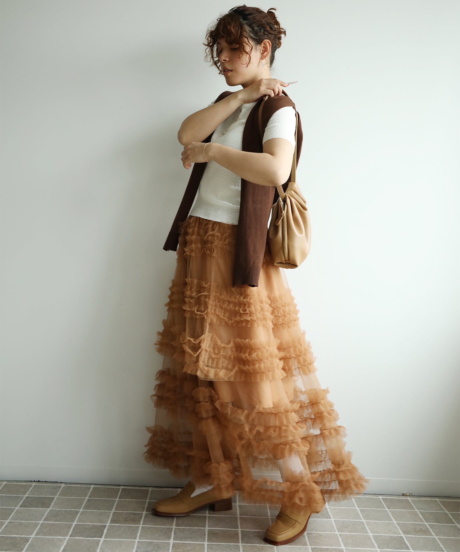 フリルティアードチュールスカート
