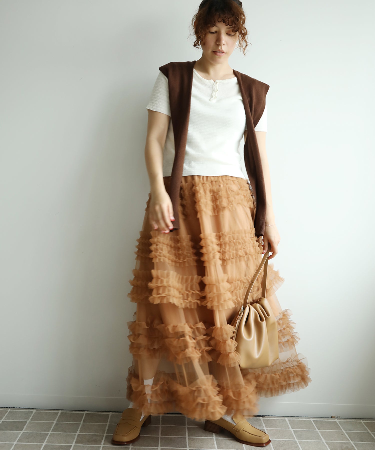 フリルティアードチュールスカート
