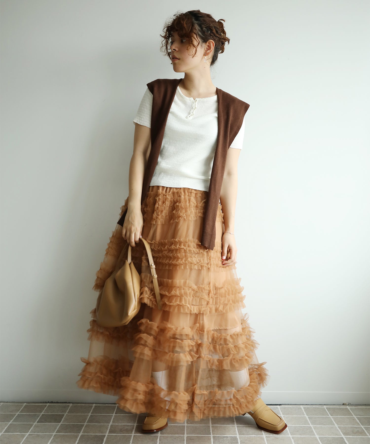 フリルティアードチュールスカート