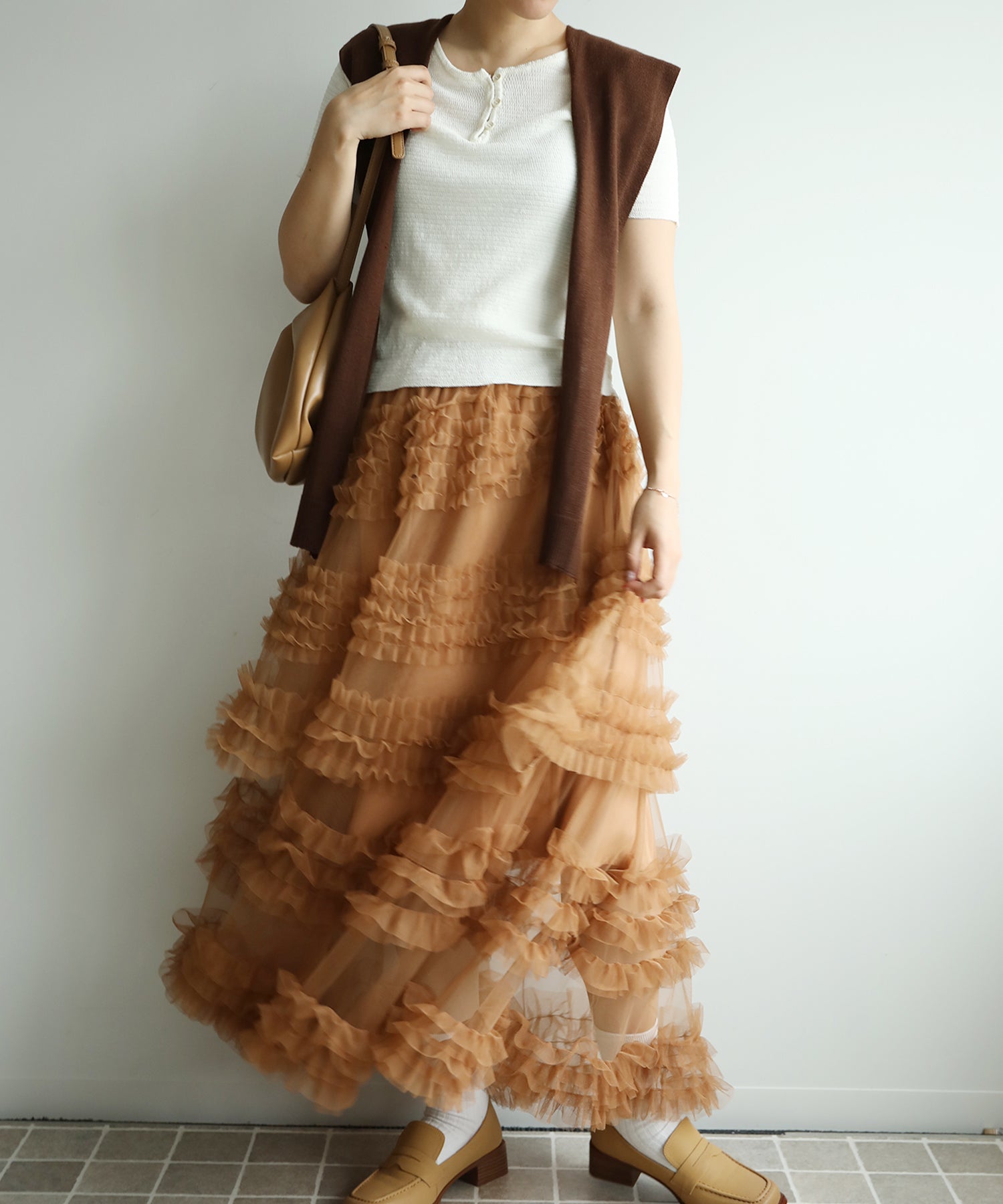 フリルティアードチュールスカート