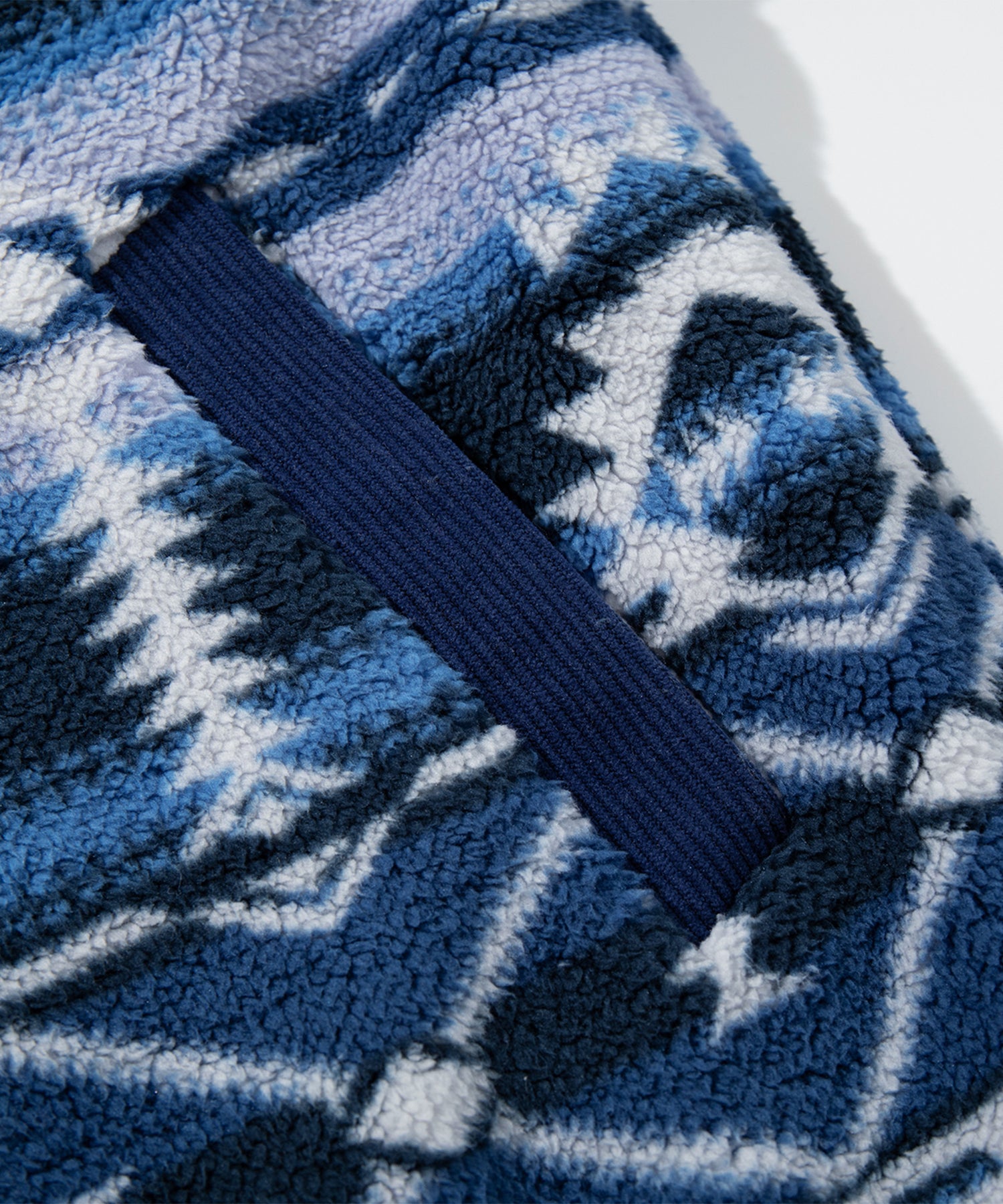 HOOK -original-　民族風幾何学模様ボアジャケット