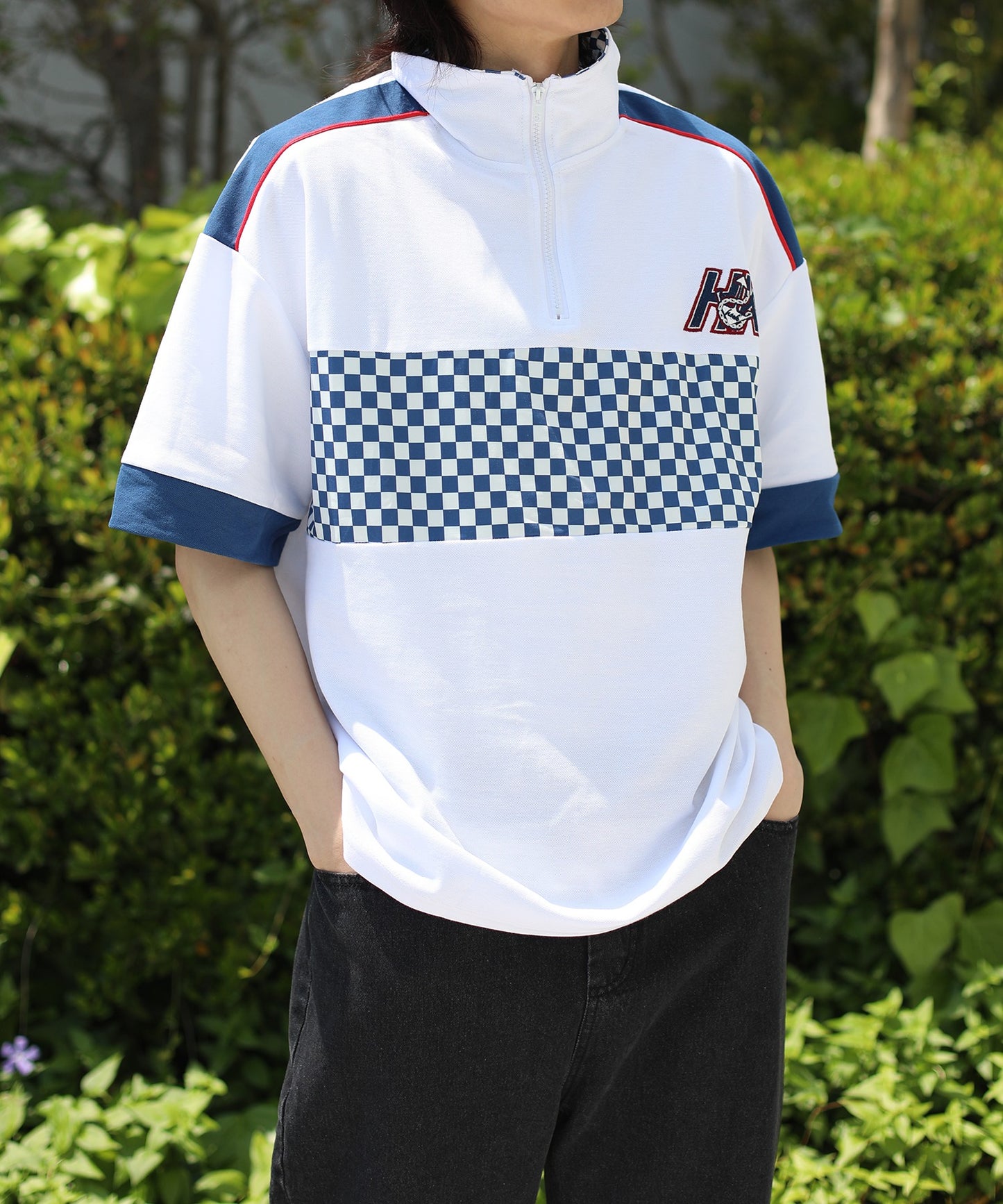 [HOOK -original-] Racing style block check switching short sleeve half zip