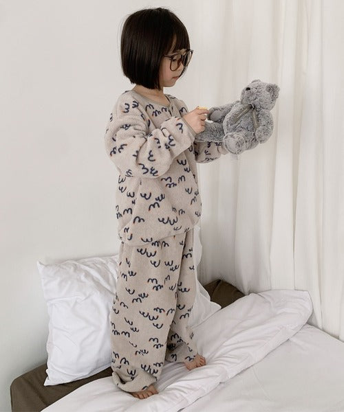 【aimoha-KIDS-】ふわもこドリーミーパジャマセット