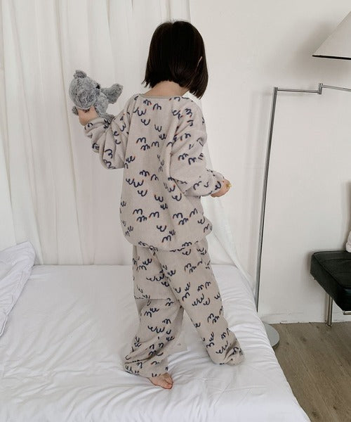 【aimoha-KIDS-】ふわもこドリーミーパジャマセット