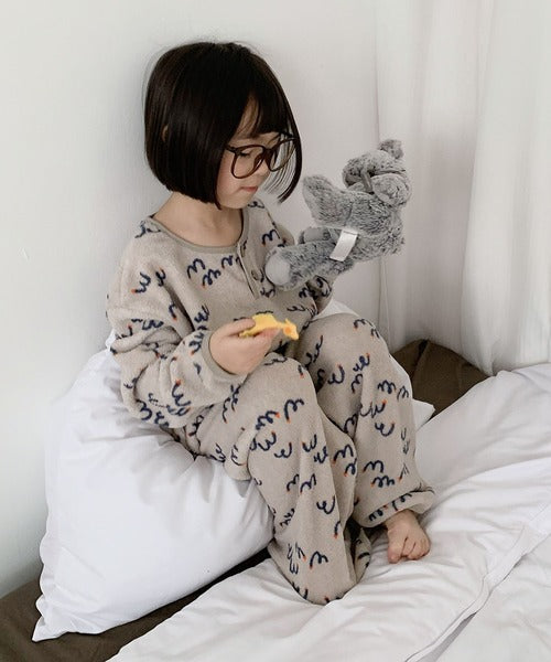 【aimoha-KIDS-】ふわもこドリーミーパジャマセット