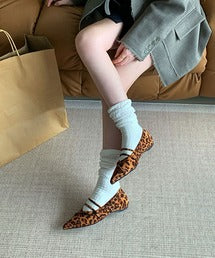 ストラップデザインポインテッドトゥフラットシューズ