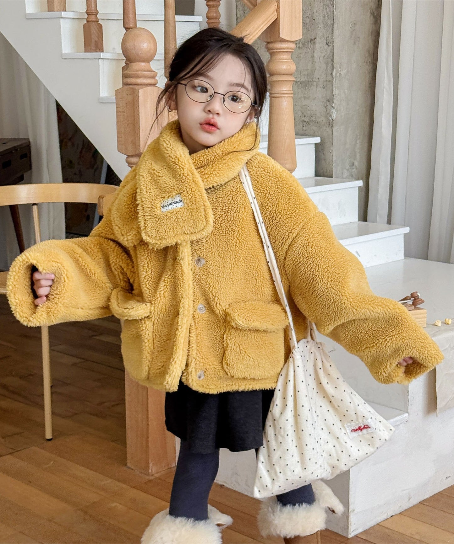 【aimoha-KIDS-】キッズ　ふわもこボリュームボアジャケット