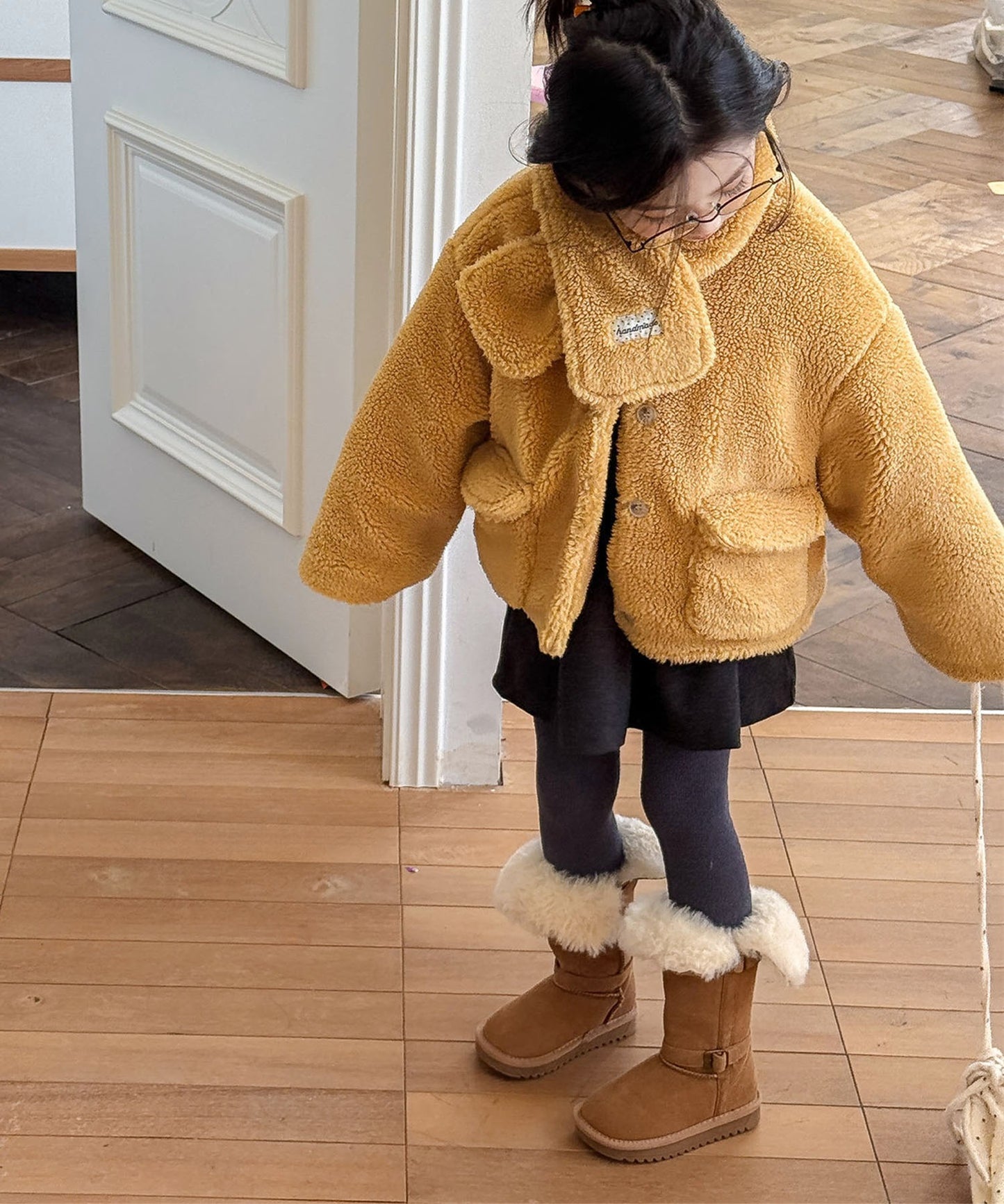 【aimoha-KIDS-】キッズ　ふわもこボリュームボアジャケット