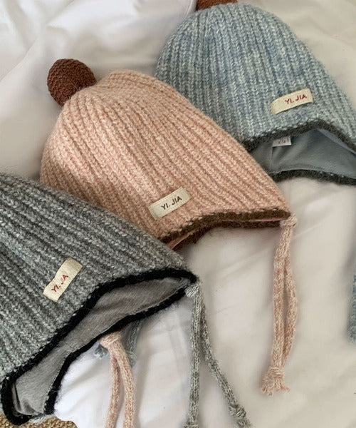 【aimoha-KIDS-】キッズ　ポンポン付きニットキャップ