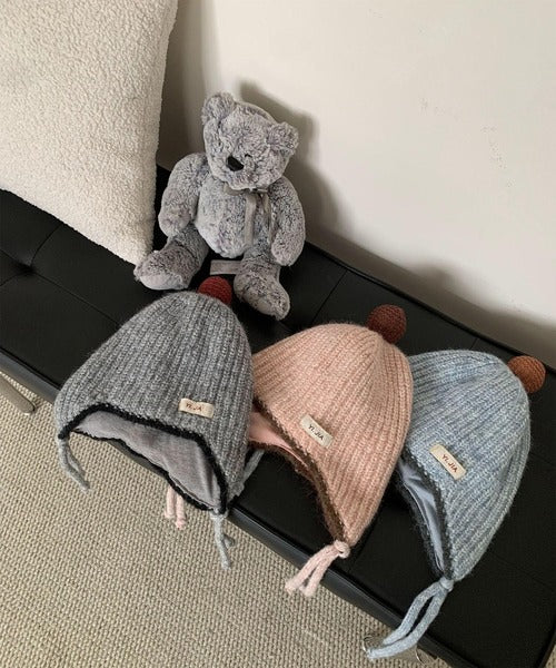 【aimoha-KIDS-】キッズ　ポンポン付きニットキャップ