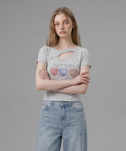 HOOK for girls 胸元デザイン × ハートスタッズプリント　クロップド 半袖 Tシャツ