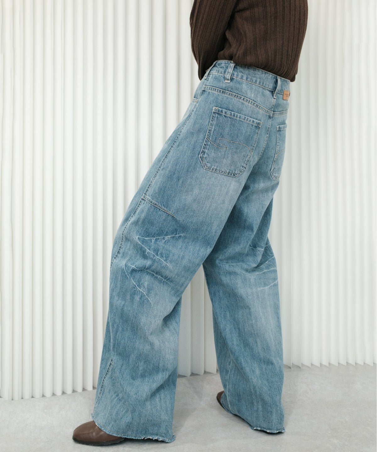 DECADE CLASSIC/ベーシックストレートデニムパンツ