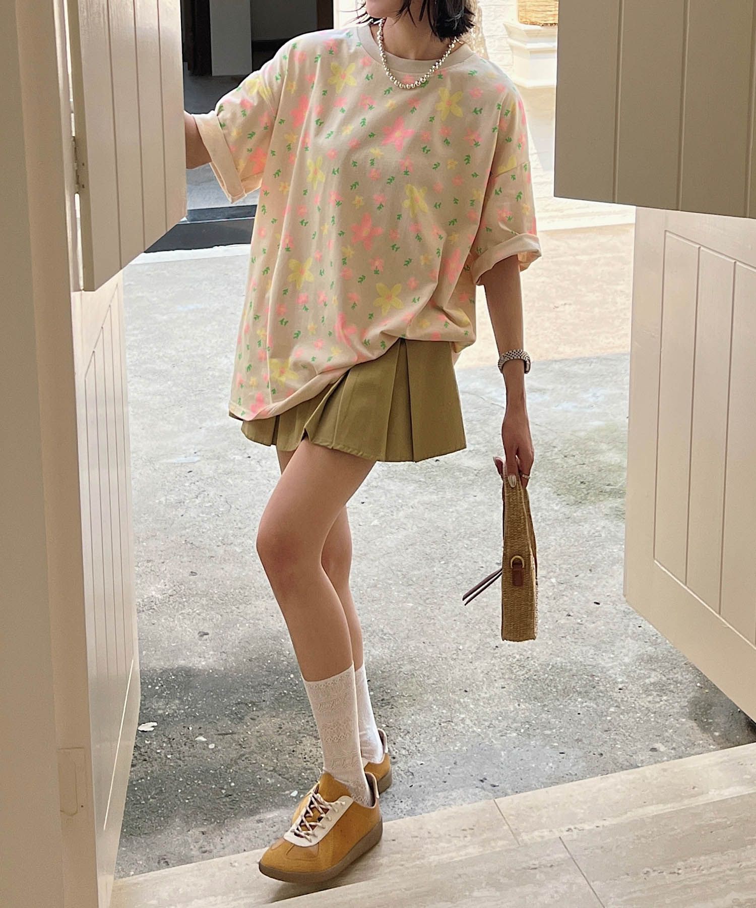 【HOOK】for girls カラフルポップアートTシャツ