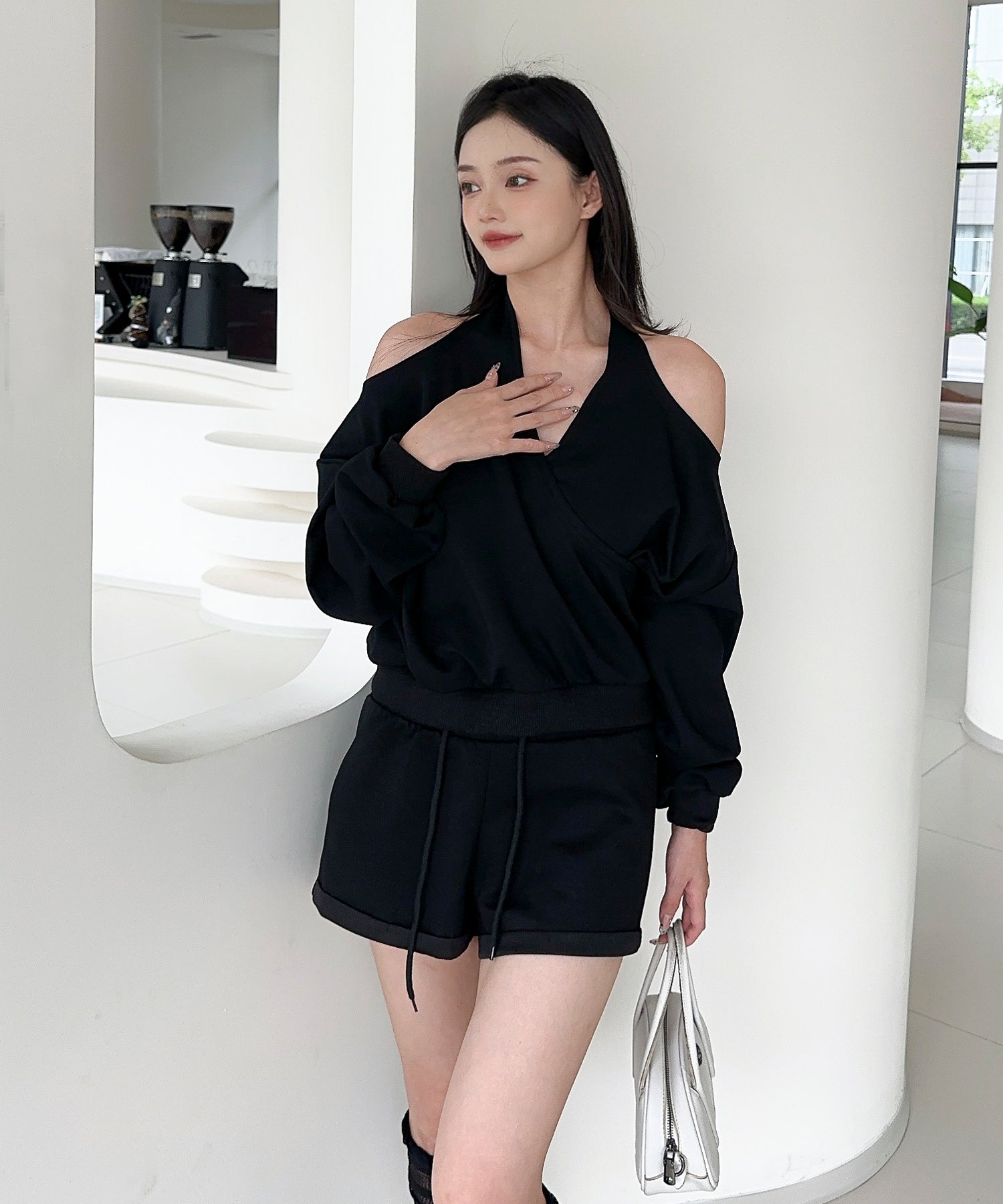 【Jasmine】肩見せスウェット+ウェットショートパンツ