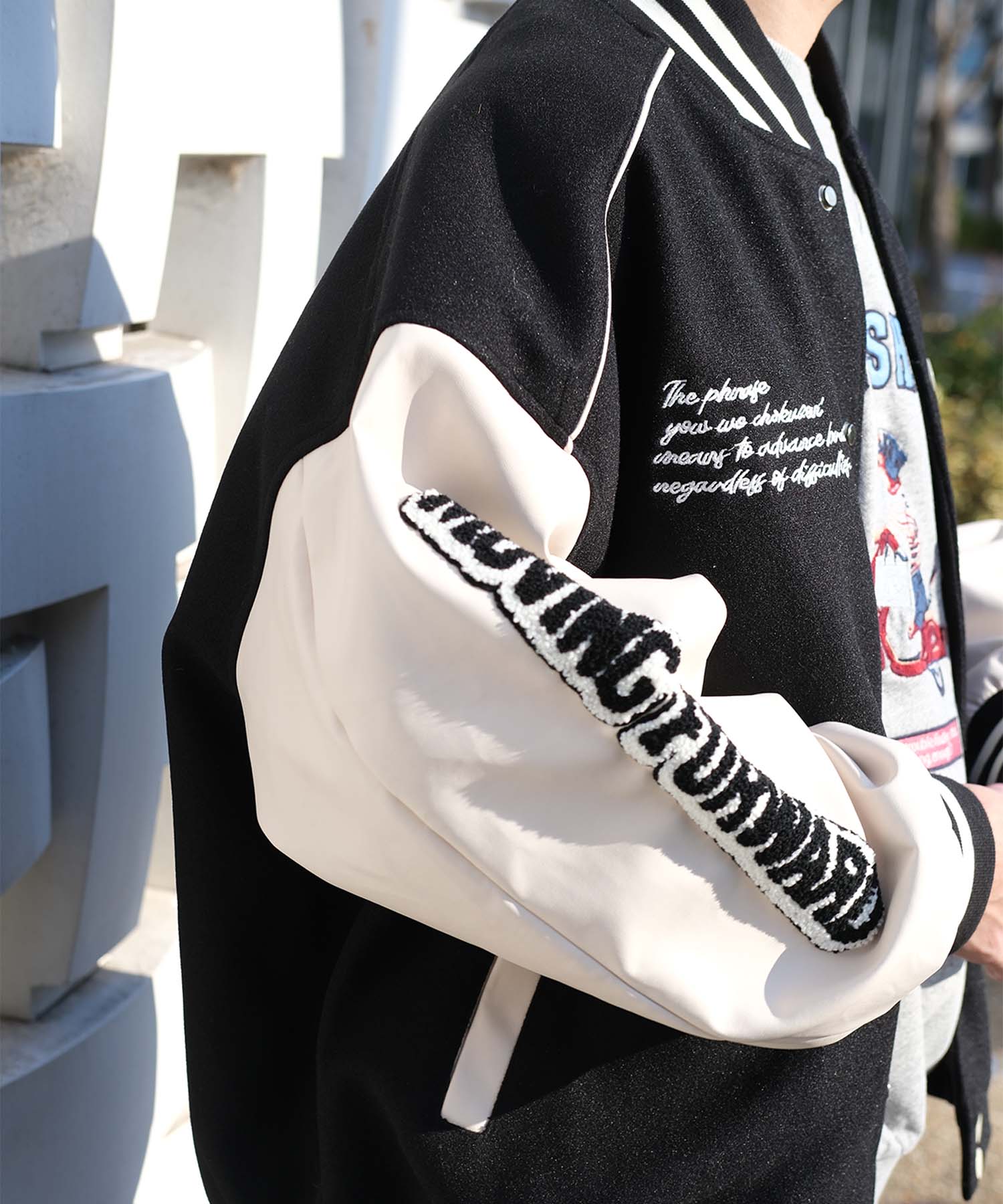 HOOK -original-　サガラ刺繍ワッペンスタジャン