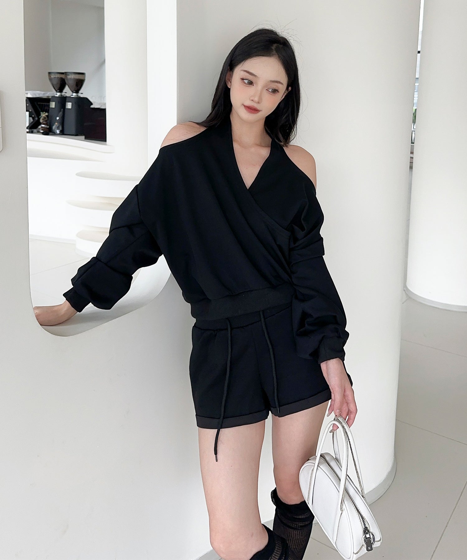 【Jasmine】肩見せスウェット+ウェットショートパンツ