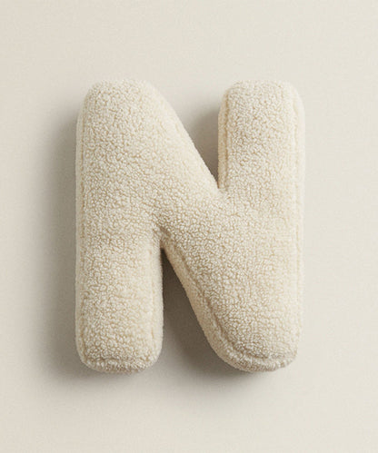 アルファベットイニシャルクッション