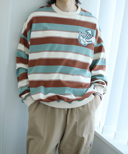 [HOOK -original-] Multi-border sweatshirt with retro style hook embroidery