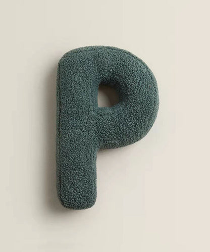 アルファベットイニシャルクッション