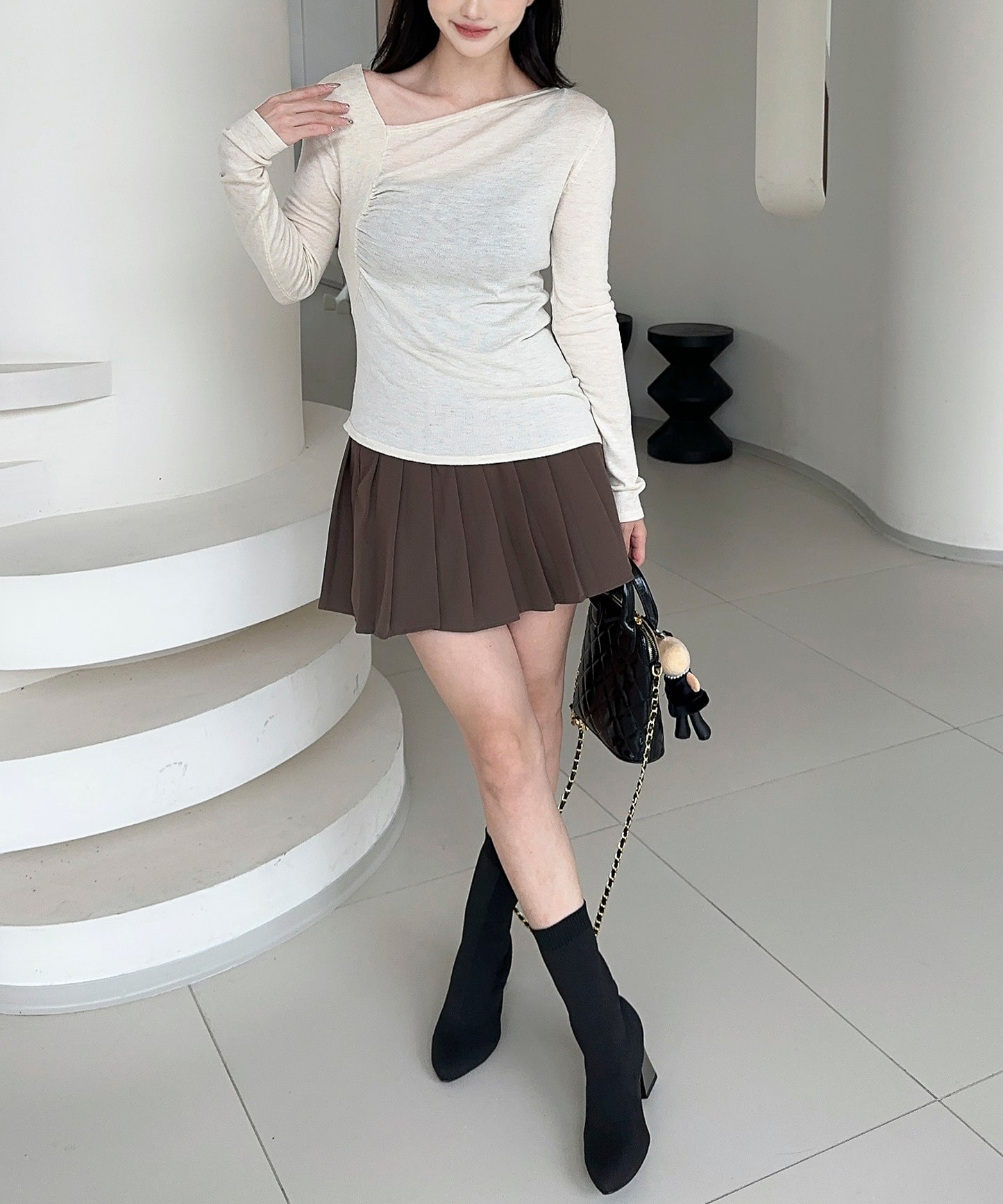 【Jasmine】アシンメトリーニットプルオーバー