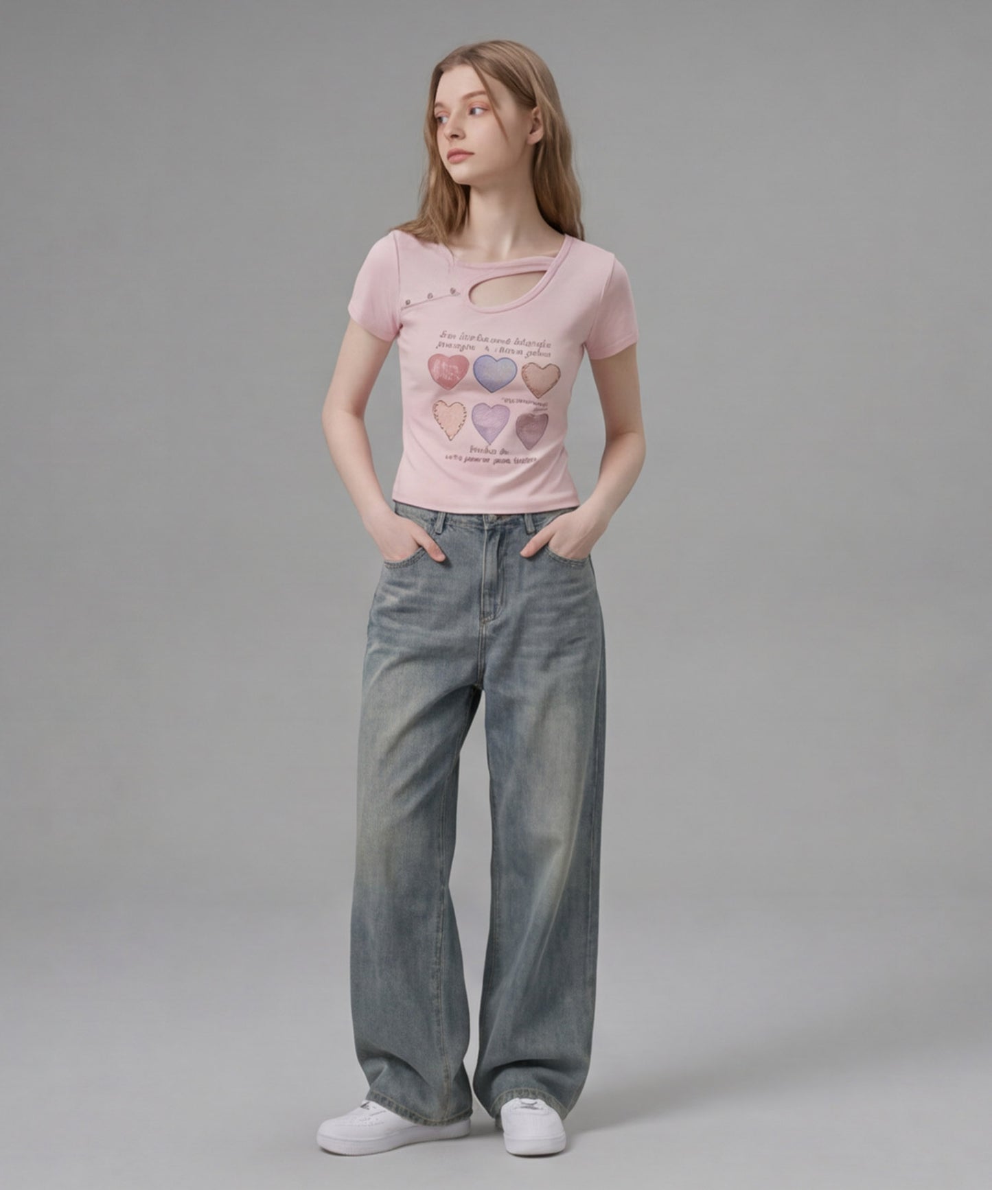HOOK for girls 胸元デザイン × ハートスタッズプリント　クロップド 半袖 Tシャツ