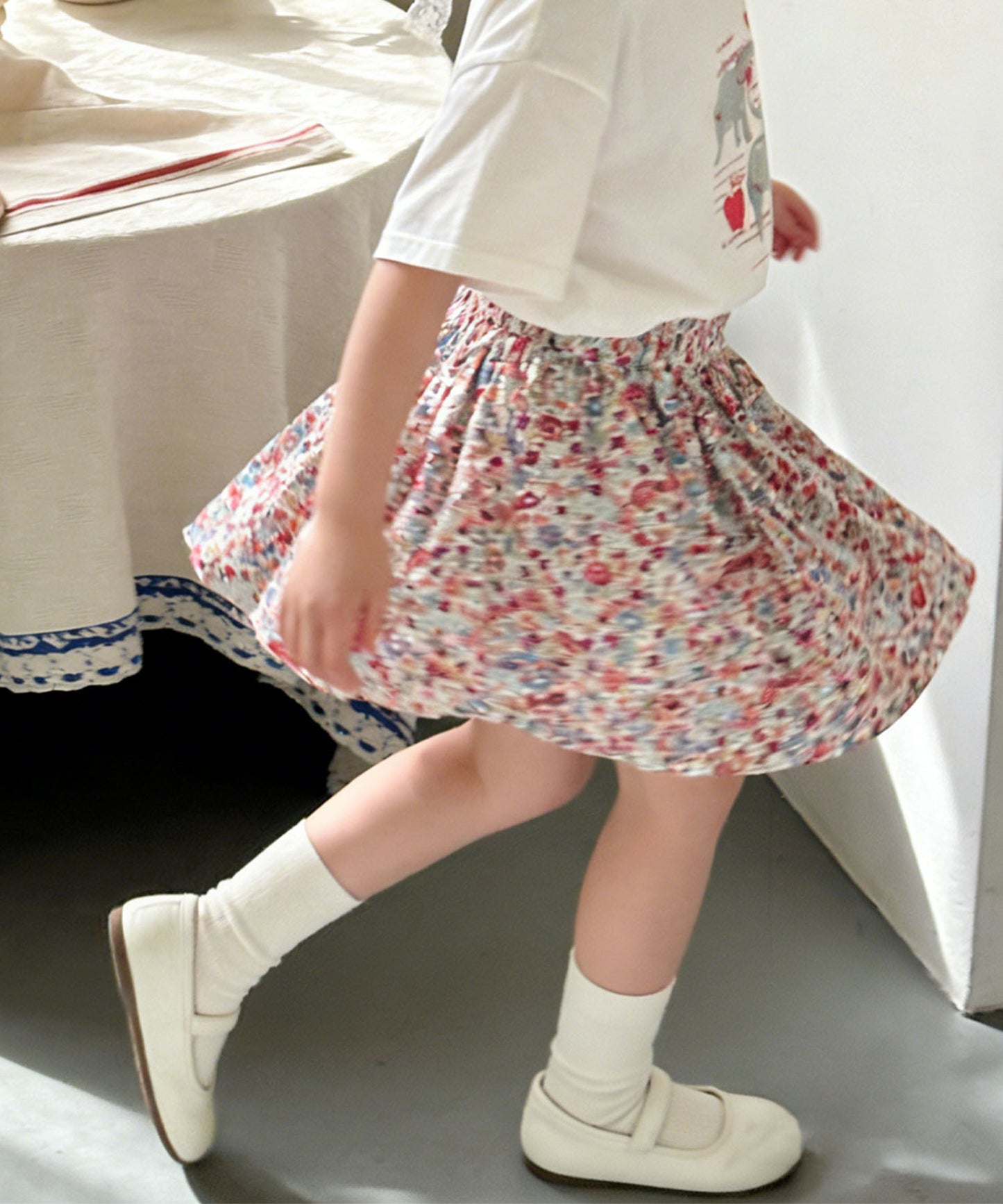 【aimoha-KIDS-】フラワーガーデン フレアショートパンツ
