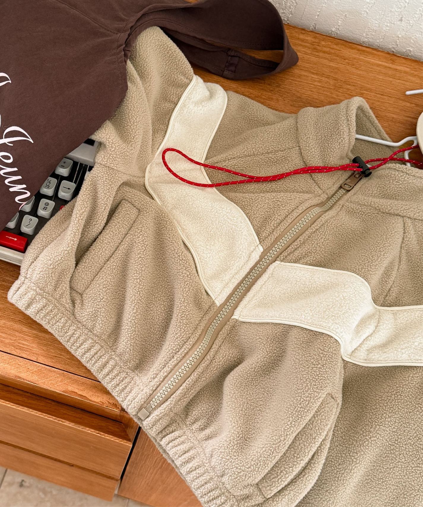 【aimoha-KIDS-】キッズ　ボアジップアップブルゾン