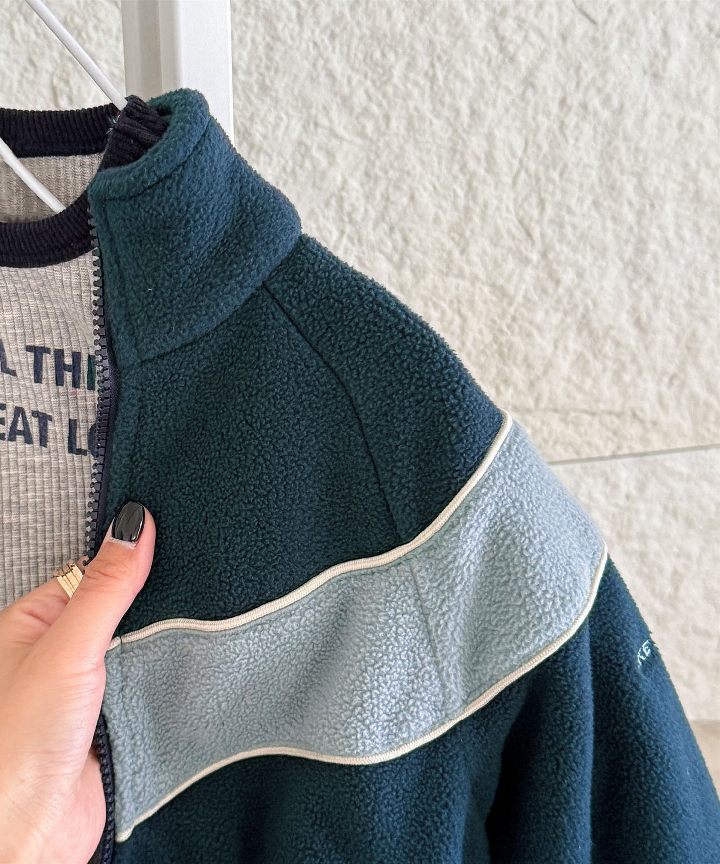 【aimoha-KIDS-】キッズ　ボアジップアップブルゾン