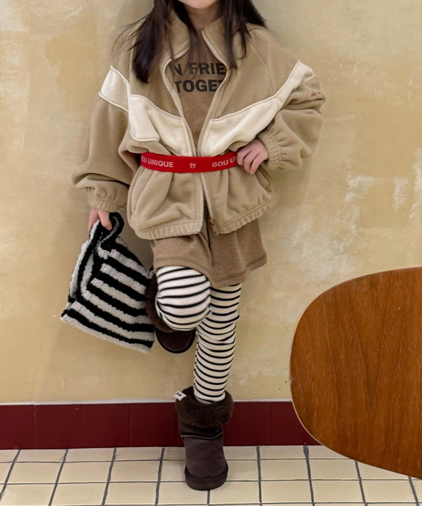 【aimoha-KIDS-】キッズ　ボアジップアップブルゾン