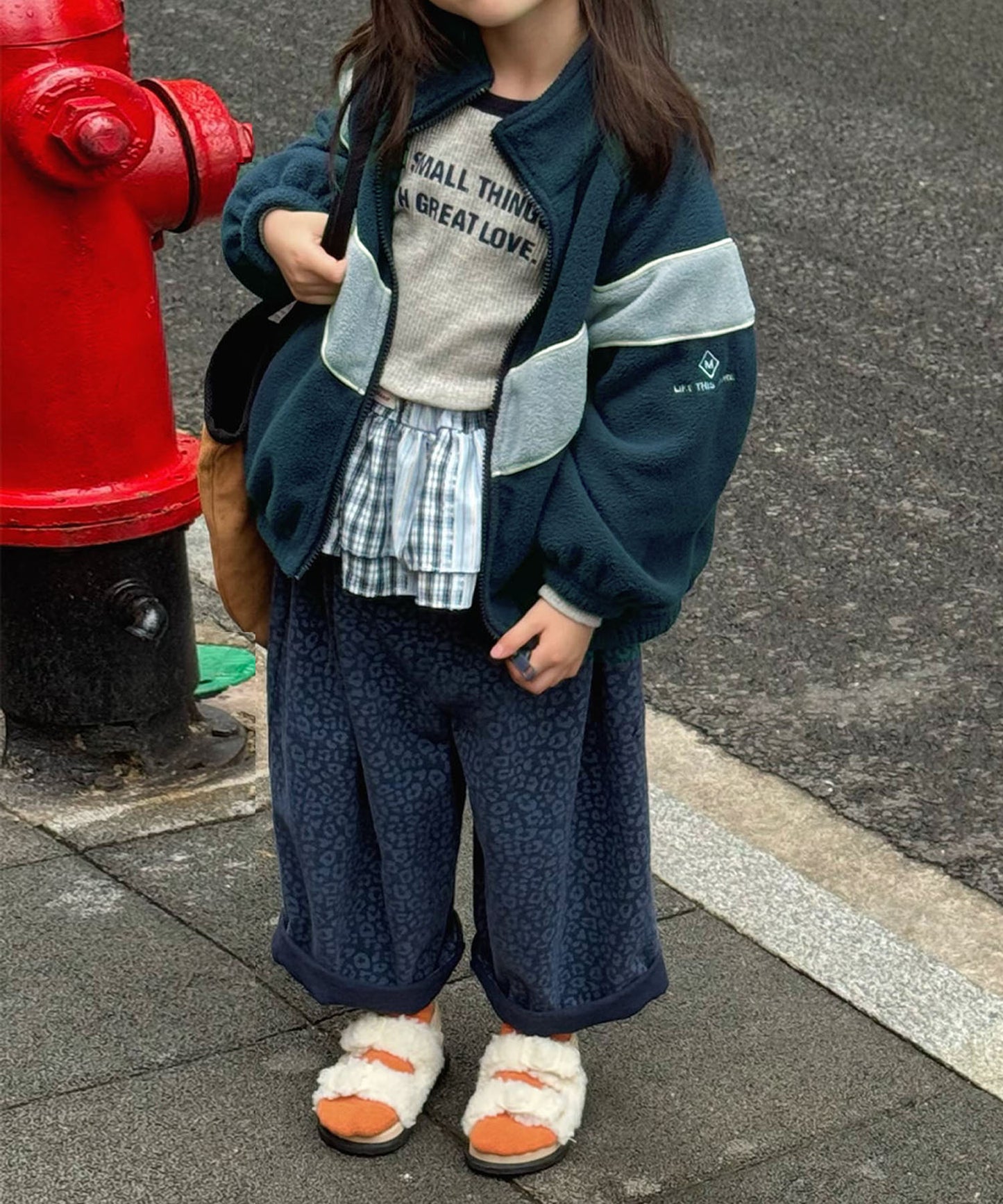 【aimoha-KIDS-】キッズ　ボアジップアップブルゾン