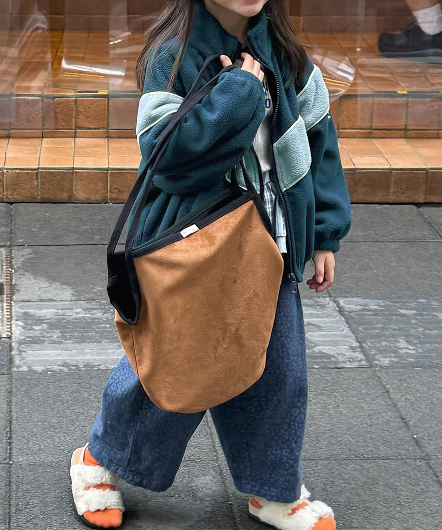 【aimoha-KIDS-】キッズ　ボアジップアップブルゾン