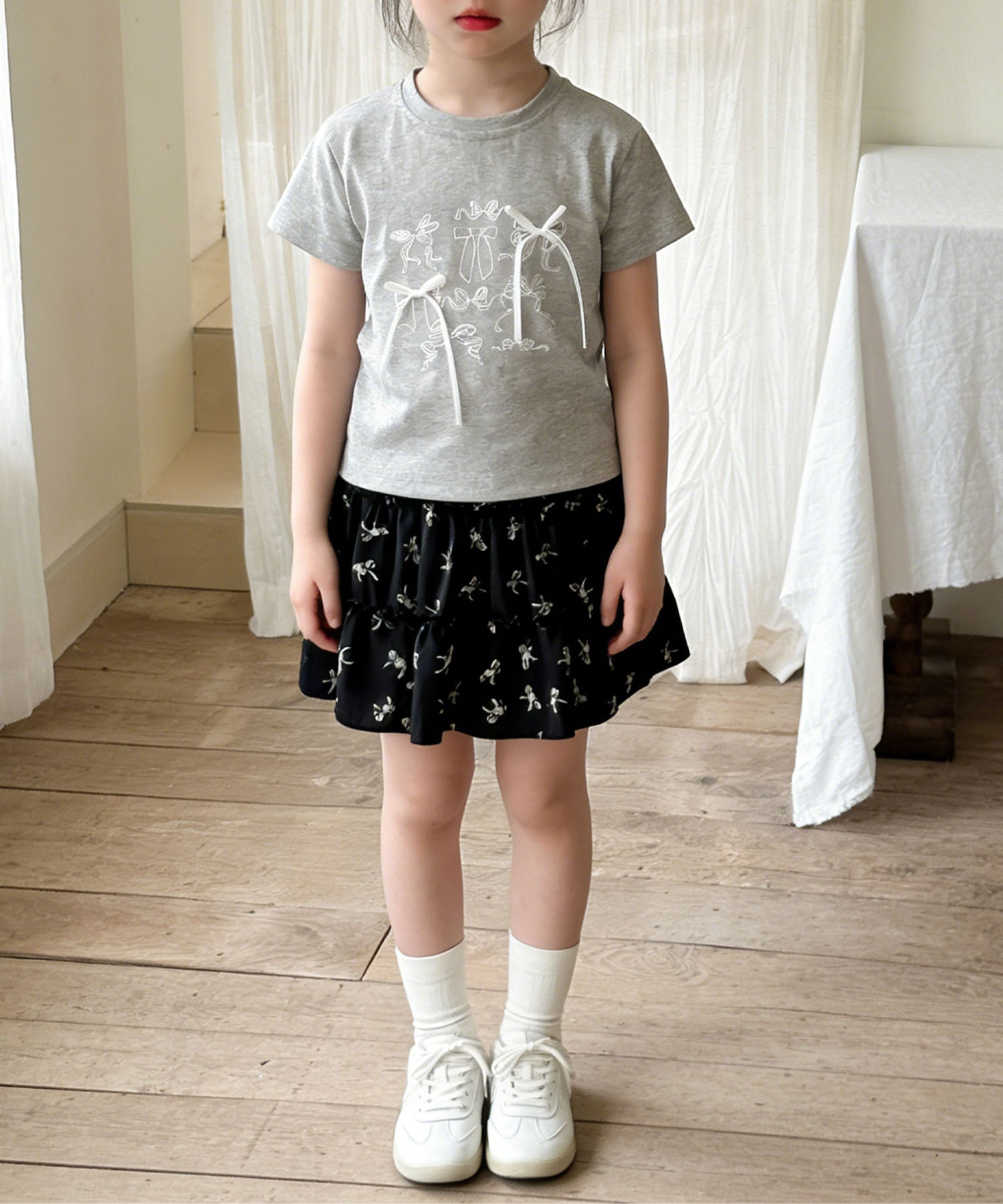 【aimoha-KIDS-】リボンスケッチ デザインTシャツ