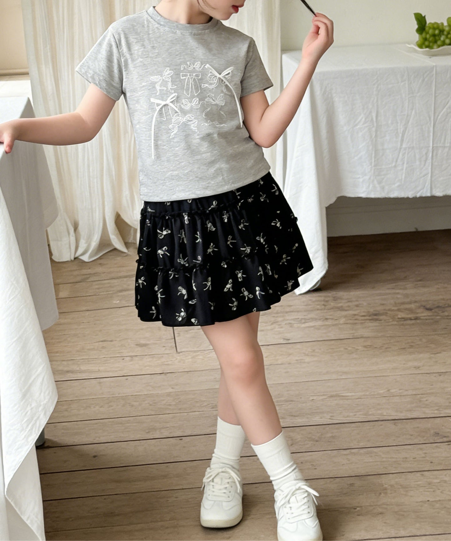 【aimoha-KIDS-】リボンスケッチ デザインTシャツ