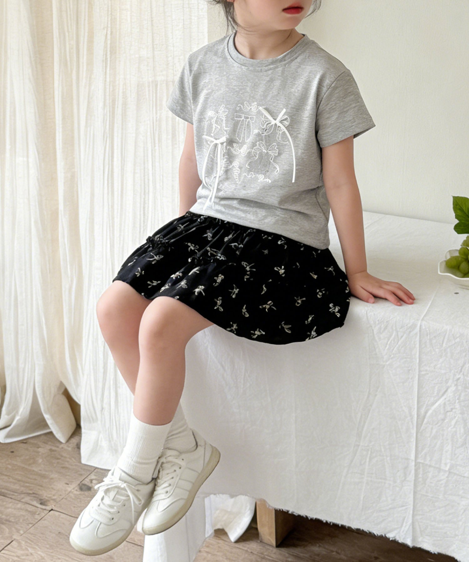 【aimoha-KIDS-】リボンスケッチ デザインTシャツ