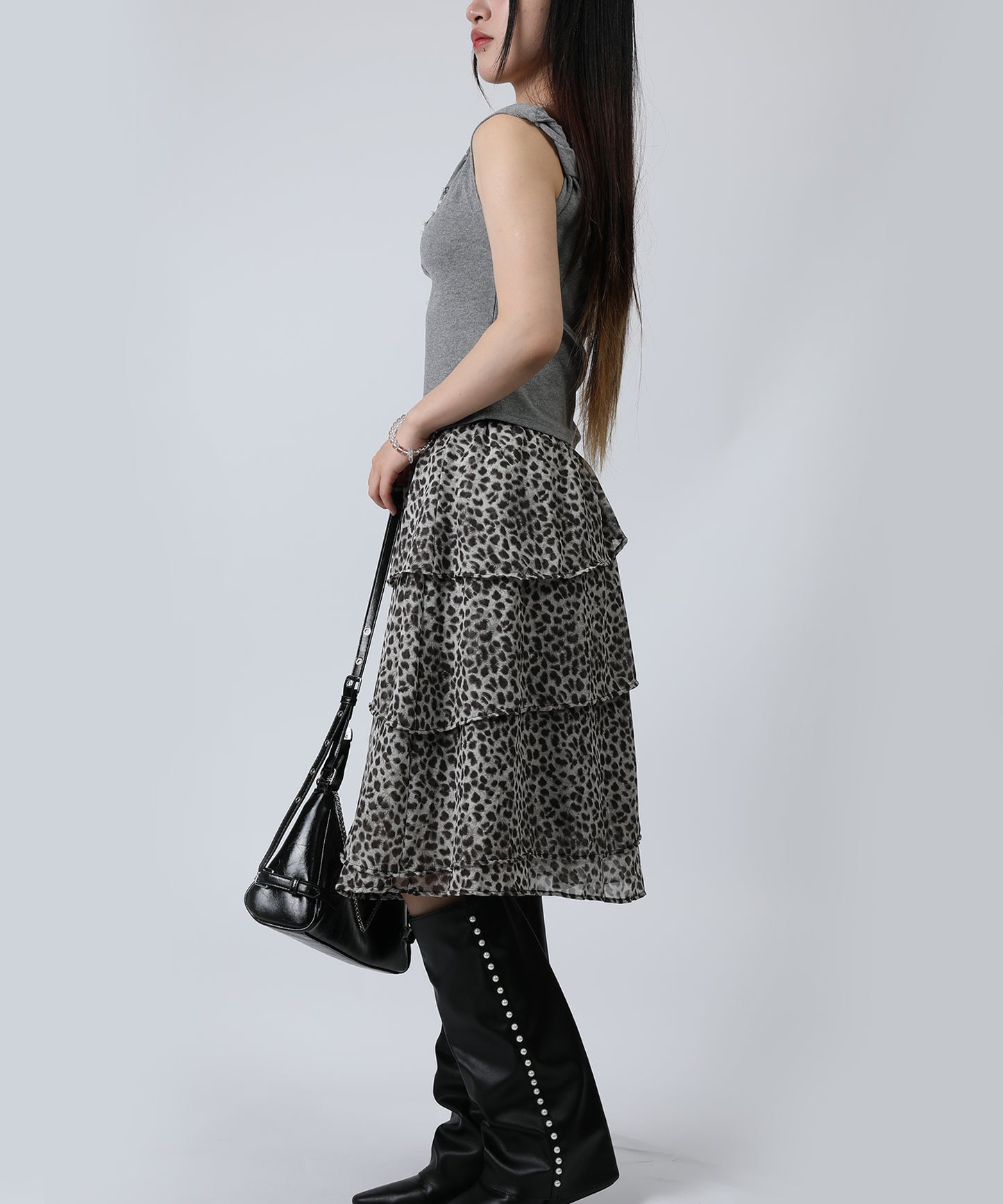 HOOK for girls クロス柄グラフィック オフショルダークロップドTシャツ