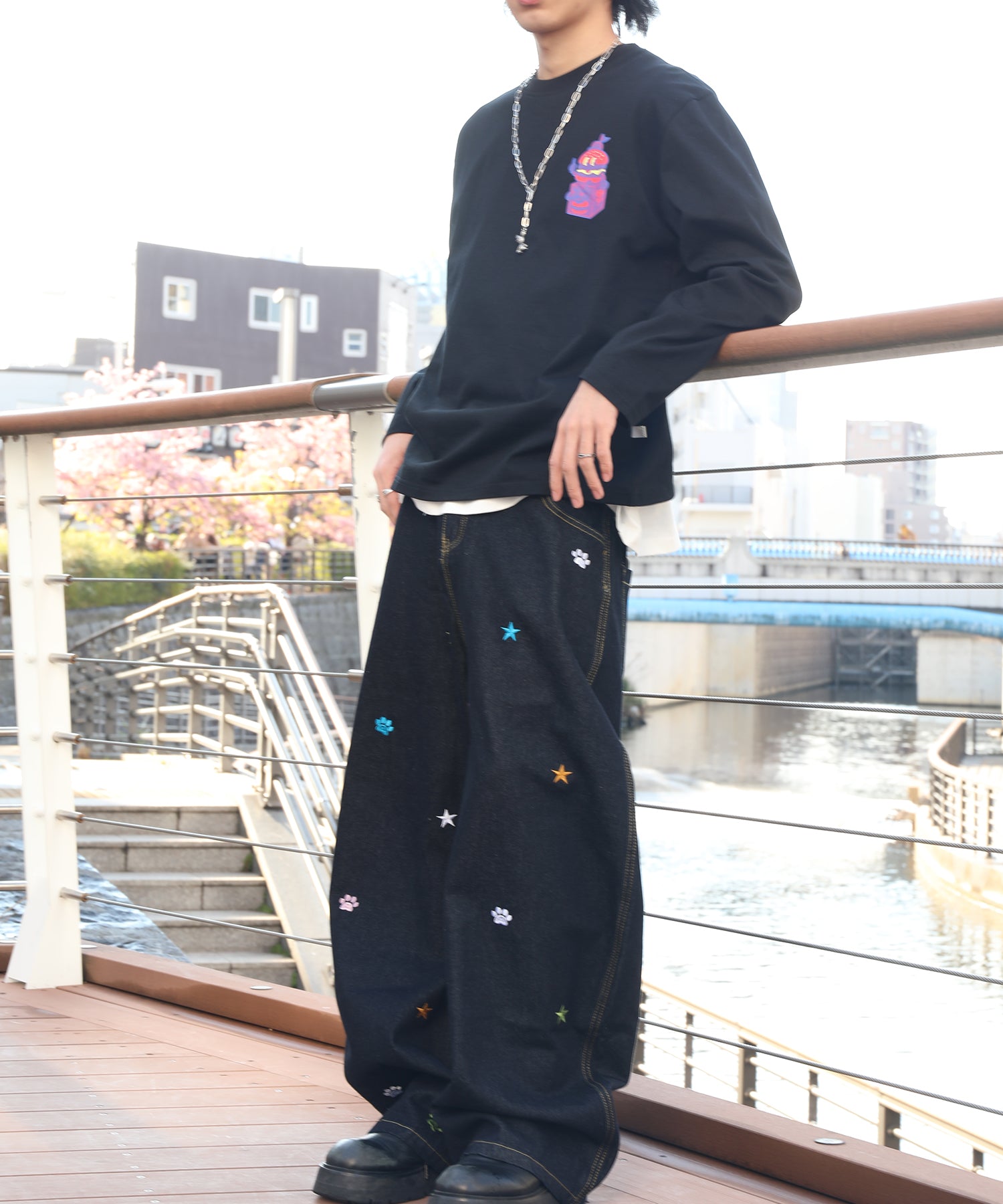 HOOK -original-　フードキャラクター グラフィックプリント ロングスリーブTシャツ