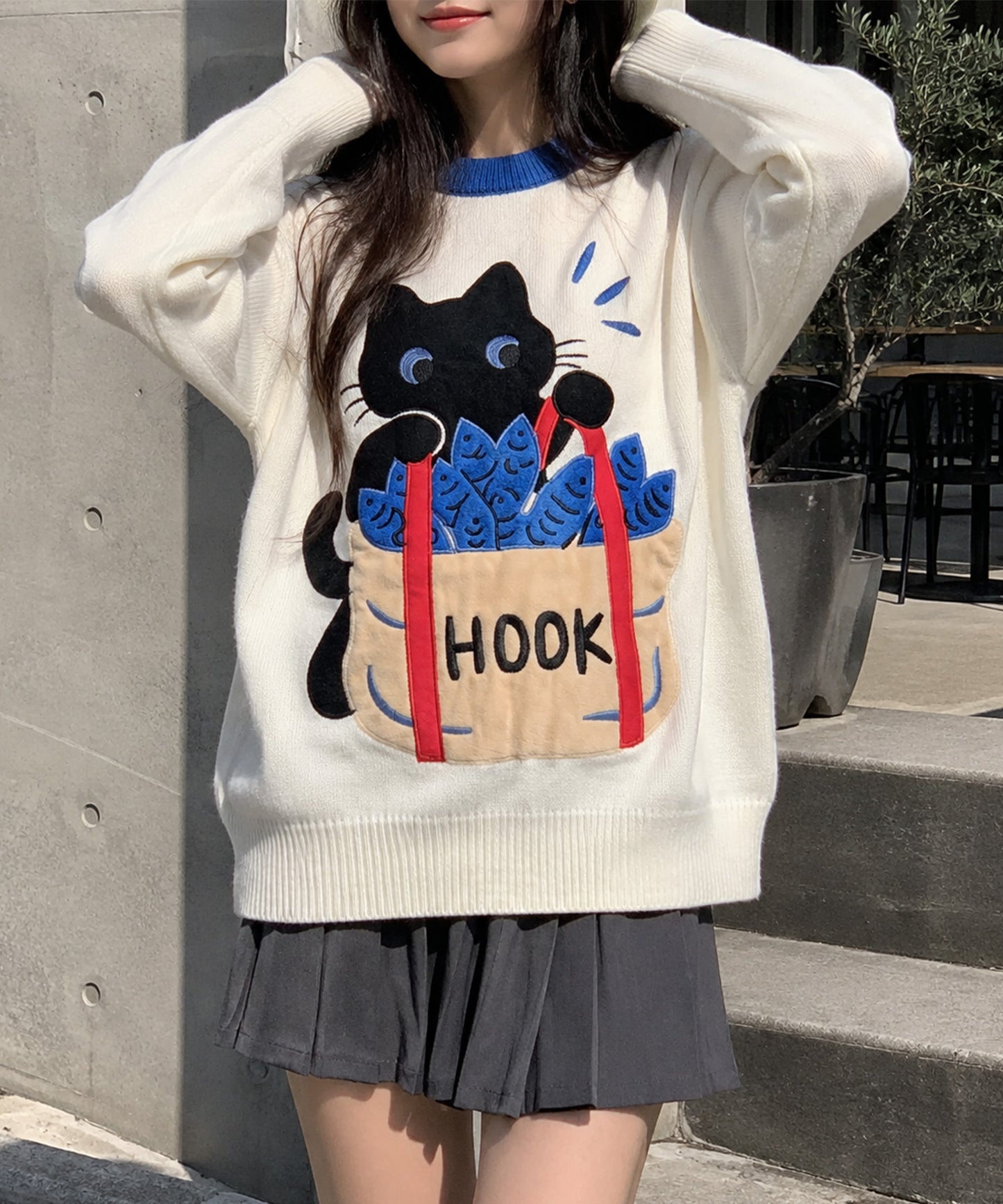 HOOK -original-　「あれ？魚1本足りない」パッチワークニットプルオーバー