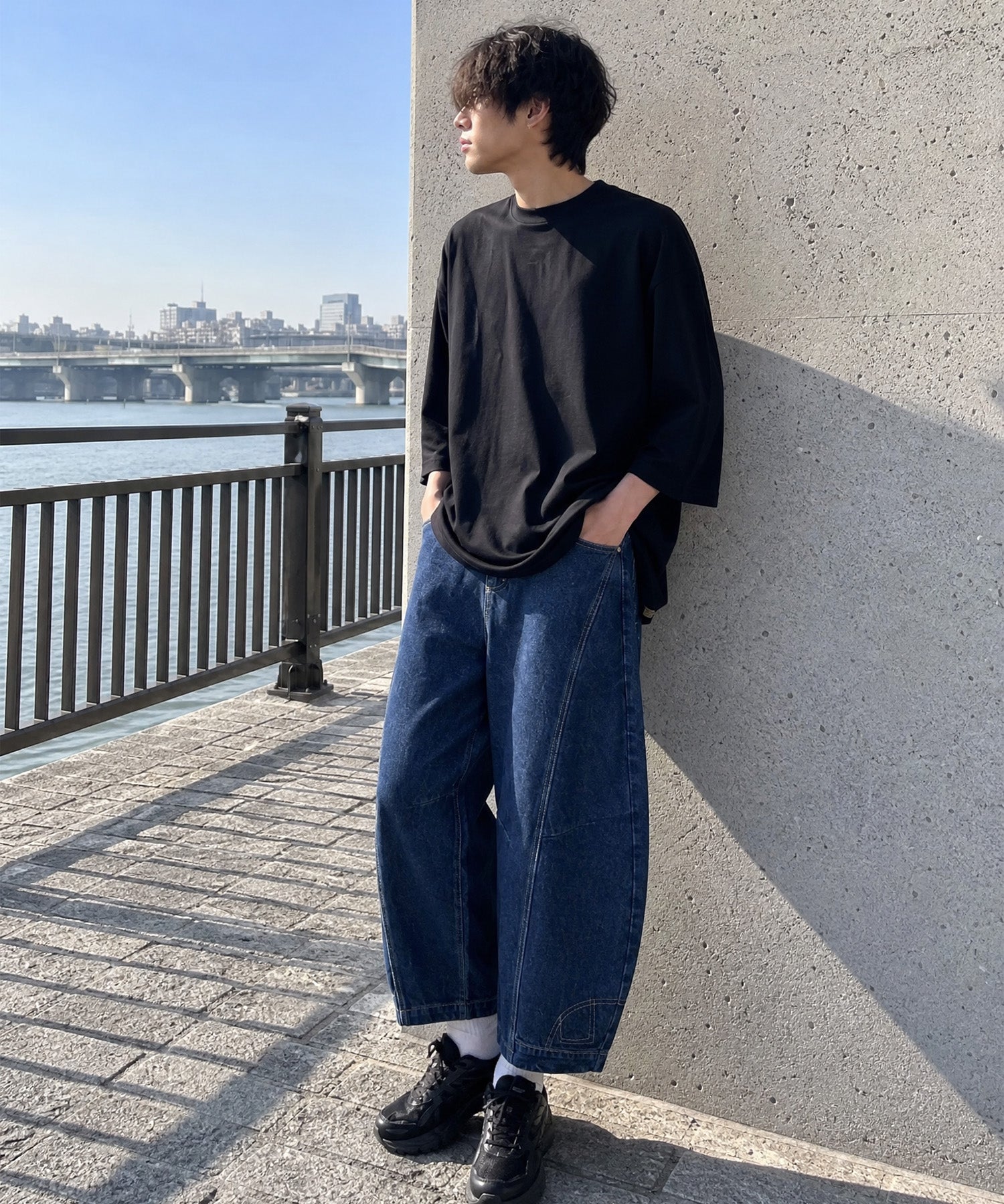 HOOK 逆さデザインバルーンジーンズ（9分丈）