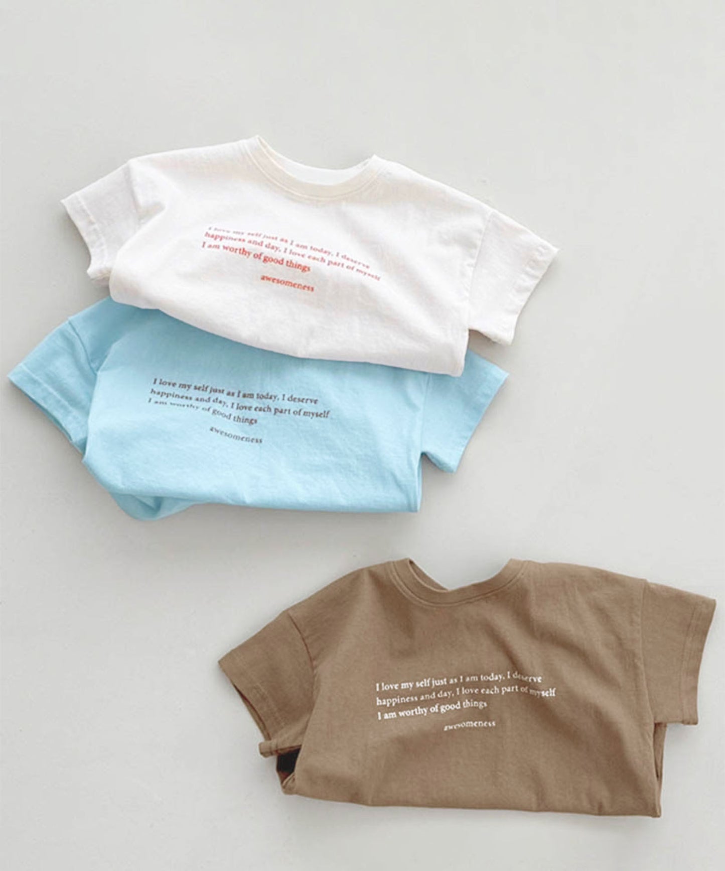 【aimoha-KIDS-】ロゴプリントコットンTシャツ (SS)