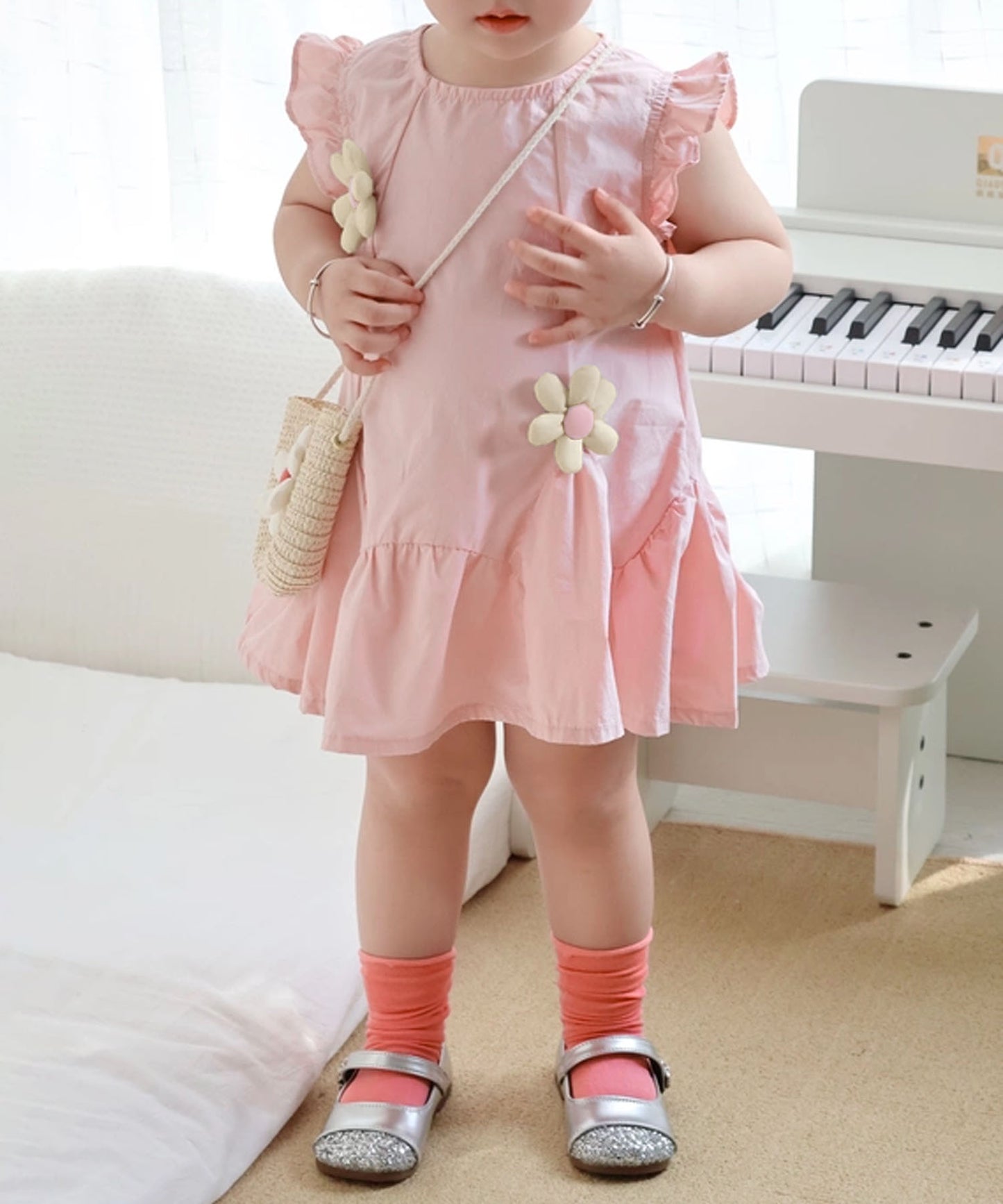 【aimoha-KIDS-】フラワーモチーフノースリーブワンピース（バッグ付き）(SS)