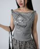 HOOK for girls クロス柄グラフィック オフショルダークロップドTシャツ
