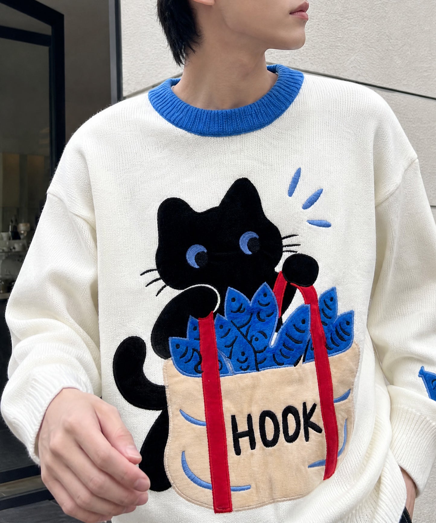HOOK -original-　「あれ？魚1本足りない」パッチワークニットプルオーバー